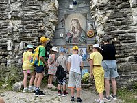 Путешествие на вершину горы в Лоо